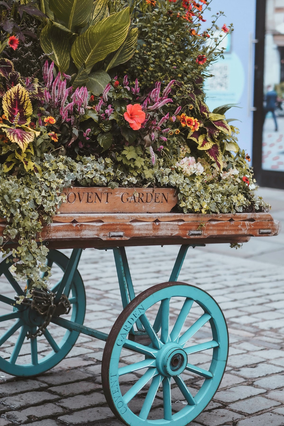 Decorative Plant Carts: How to Style Tricycle and Wagon-Inspired Displays