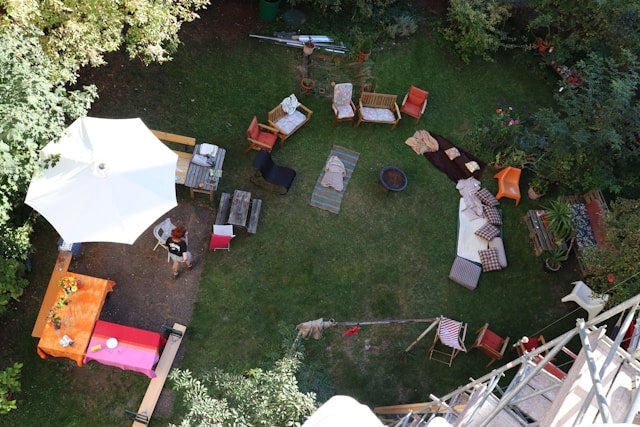 Setting Up a Backyard Party with a Pop Up Gazebo