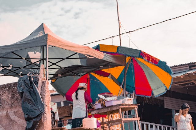 How to Choose a Folding Canopy Tent