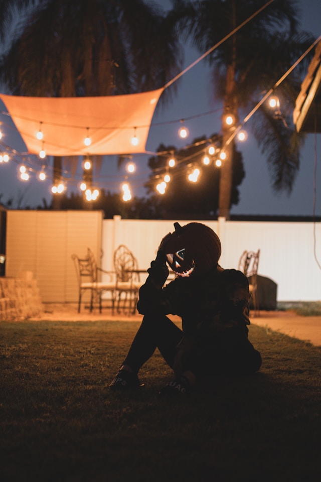 Backyard Wedding Ideas Using Outdoor Tents