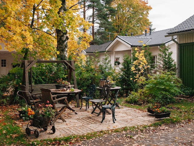 How to Create the Perfect Backyard Retreat with a Gazebo