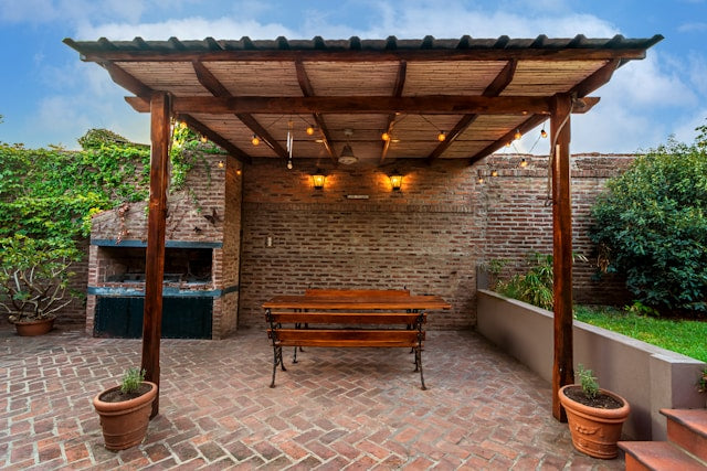 Choosing the Best Gazebo Size for Your Patio