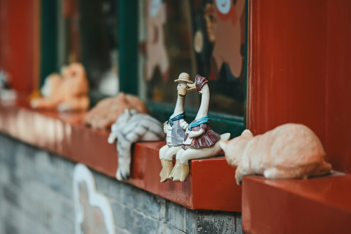 Animal-Themed Garden Decor: How to Mix Turtles, Frogs, Rabbits, Owls, and Elephants