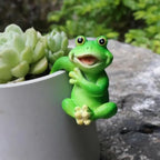 3 Pieces of Outdoor Courtyard Climbing Frog Statue Decoration, Outdoor Fairy Garden Resin Crafts, Flower Pot Landscape Frog, Miniature Landscape Pendant Accessories