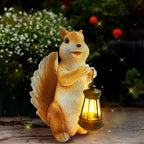 Solar Garden Statues Squirrel Decor - Resin Outdoor/Indoor Squirrel Sculpture Garden Lights Statue Decoration for Patio Home Yard Lawn, Unique Garden Figurine Lights Gift for Mom Grandma
