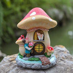 Solar Garden Outdoor Statues Princess and Prince with 4 LED Solar Figurine for Lawn,Patio,Balcony,Yard Decor Unique Housewarming Gift, for Gril,Mom,Grandma,Father,Woman