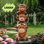 Christmas Highland Cow Statue Solar Outdoor Decor with Flower Decoration Funny Triple Highland Cow Decor Birthday Thanksgiving Gifts for Women Mom Highland Cows Figurine for Yard Garden Lawn Ornaments