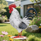 Rooster Garden Statue Sculpture Metal Chicken Yard Decor Outdoor Figurines Patio Backyard Decoration (White)