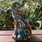 Solar Garden Statue Elephants Figurine with Solar Lights Outdoor Yard Decorations for Patio Porch Home Elephant Gifts for Women Mother's Day Housewarming Birtheday Gifts