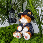 Decorative Solar Wizard Cat Lantern Garden Statue, Outdoor Figurine Light with Black Metal Lamp Post for Garden Decoration Outdoor Decor