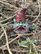 G150028 Zombie Gnome Garden Statue Sculpture, Scary Gnome, Halloween Decoration