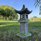 Japanese Pagoda Statue Solar-Powered LED Light Moss-Covered Retro Miniature Tower Lantern Garden Decoration Figurines Solar Lamp Outdoor Asian Decoration Zen Courtyard Landscape 31.5’’High